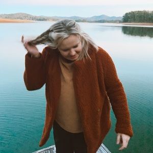 Meet your Posher, Allison